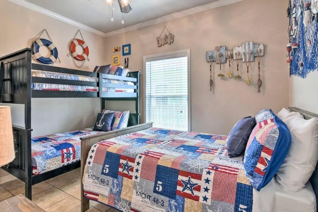 Coastal Heaven - Crystal Beach Relaxing Beach Home Bolivar Peninsula ภายนอก รูปภาพ